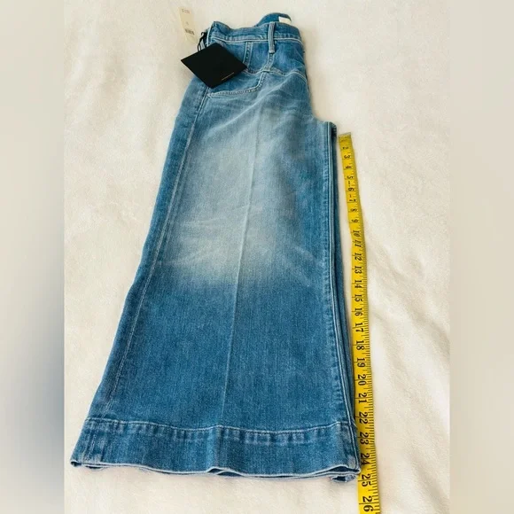 MOTHER The Swooner Roller Cropped Wide-Leg Jeans in Post No Bills Size 29 - Picture 14 of 16